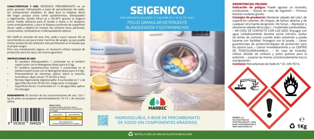 Polvo blanco de percarbonato de sodio en un tazón, junto a un limón y una lavadora. Es un quitamanchas e higienizante.